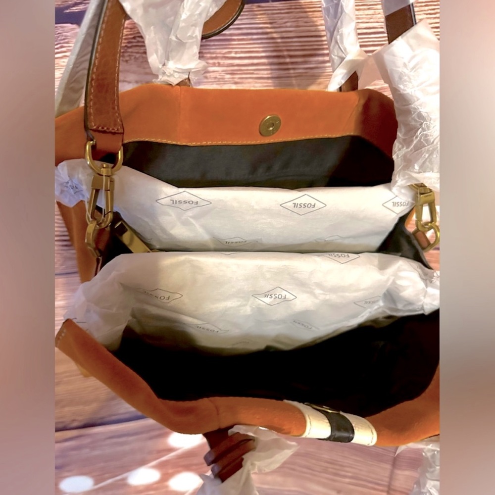 FOSSIL Carmen Shopper Shoulder & Crossbody Strap Included - Caramel Color - Picture 10 of 14